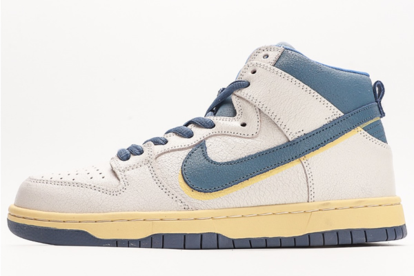 34 Women Dunk High SB Lost at Sea